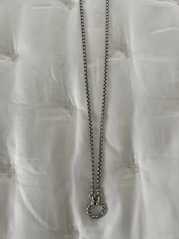 Deslizante David Yurman Lariet Foto 2 de 4