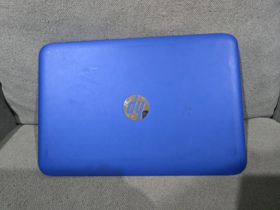 HP Stream 11-d010wm 11.6in. (32GB, Intel Celeron N, 2.58GHz, 2GB) - Image 4 of 4