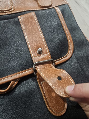 NWOT Calvin Klein Unisex Large Weekender Travel Bag, Black & Brown Faux Leather - Picture 6 of 14