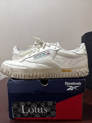 Size 9.5 - Reebok Club C Vibram Chalk Glen Green GV6930 PREOWNED NO BOX