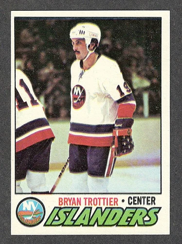 1977-78 BRYAN TROTTIER #105 NM-MT+ Topps Islanders HALL OF FAME Star Hockey Card