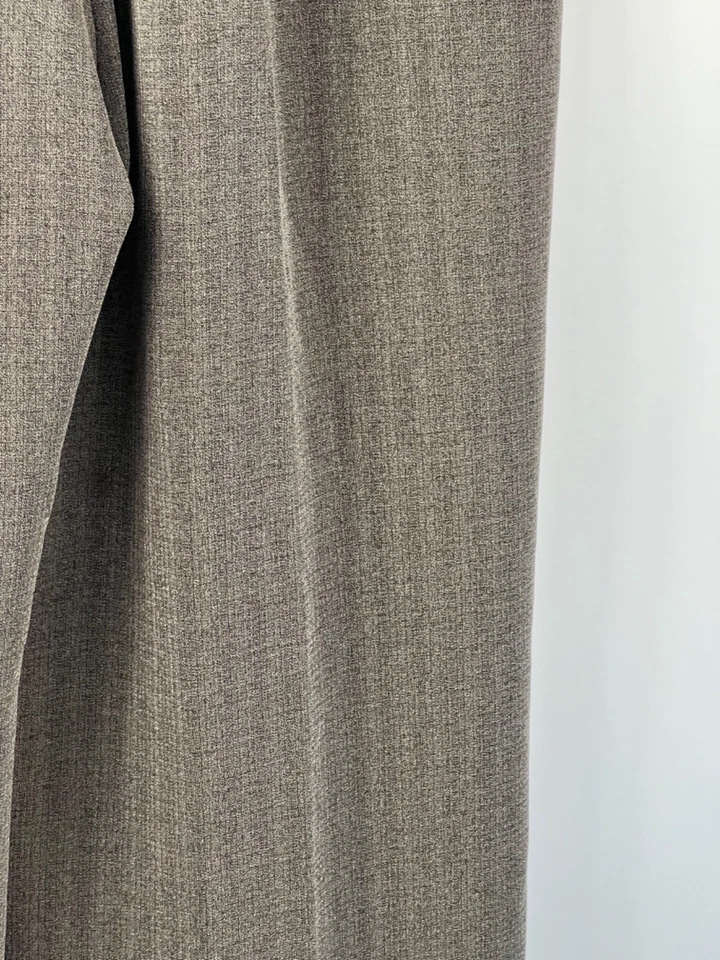 Le Suit Pants Women's Petites Size 6P  Side Zip Wide Leg - Image 4 of 4