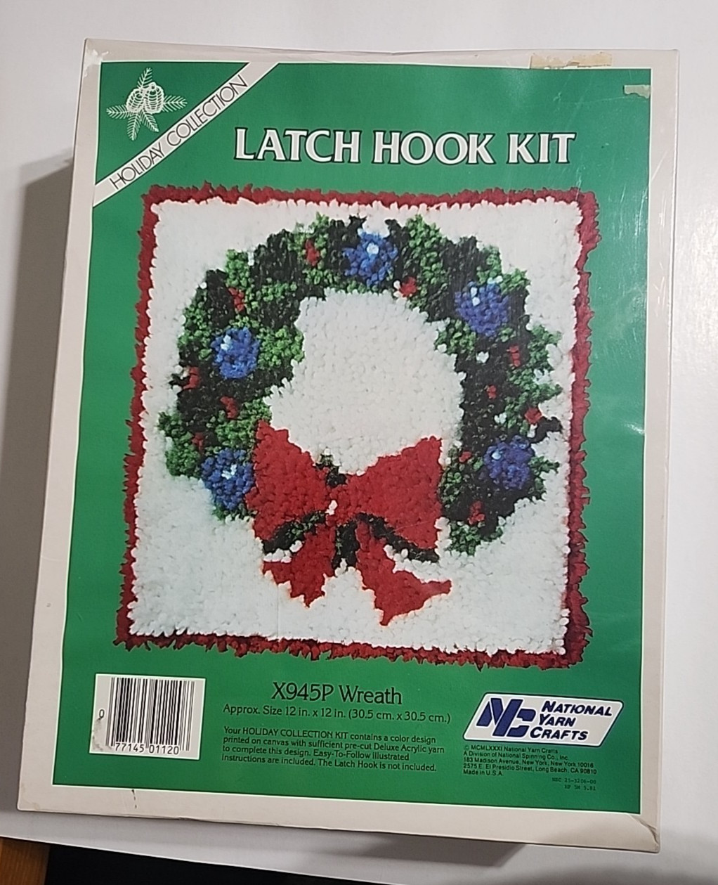Vintage 1981 National Yarn Crafts X945P Christmas Holiday Wreath Latch Hook Kit