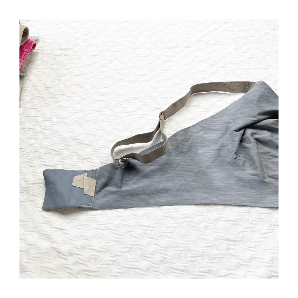 Knix Evolution Bra space gray size 6 - image 5