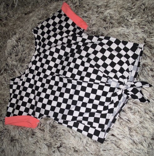 Bold Checkered Girls Top - Picture 2 of 2