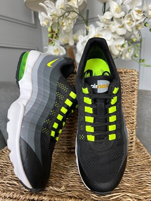 Nike Air Max 95 Sneaker Ultra Schwarz Grün Gr. UK 5 Black Volt Anthracite