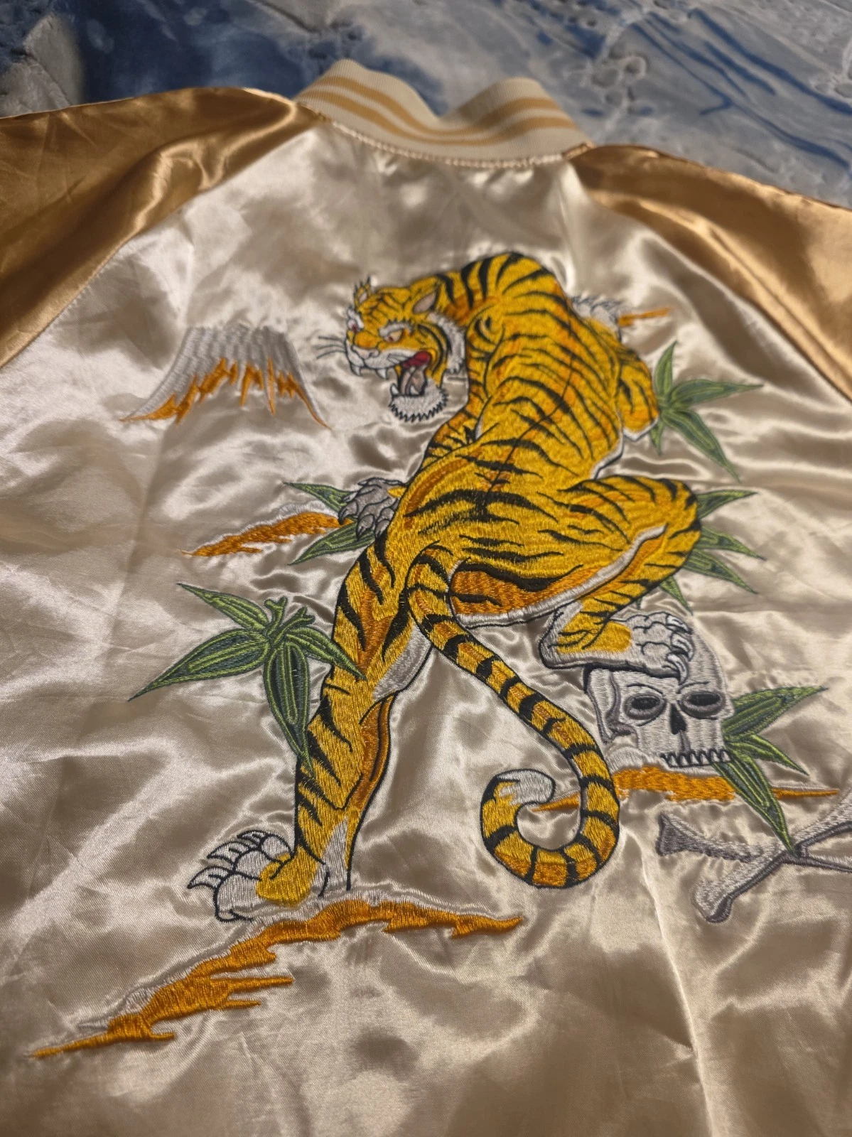 Brooklyn Bomber Jacket Men Sz Lg Champagne GoldTiger Embroidered Full Zip Damage - product detail image 2