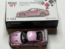 1:64 MINI GT Pandem Nissan GTR R35 Passion Pink #123 