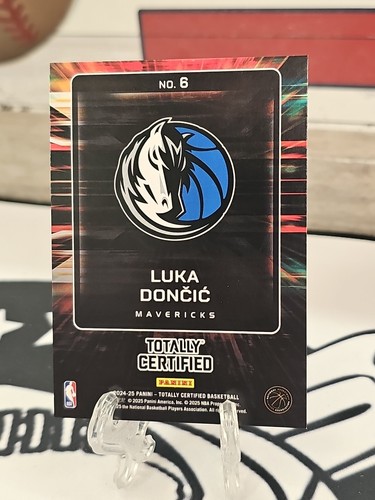 Custodia squadra Luka Doncic Z 2024-25 totalmente certificata #6 Hit SSP Lakers - Foto 2 di 3