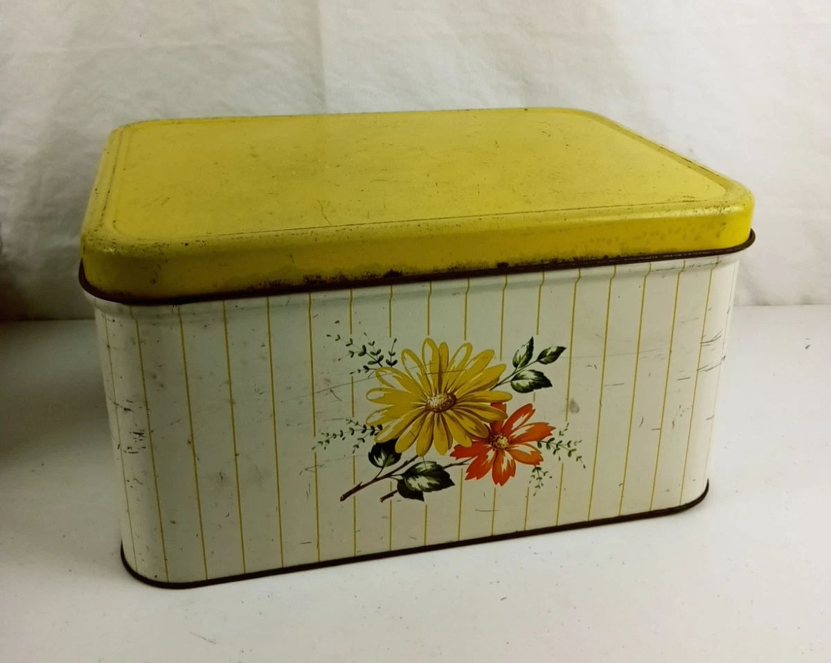Decoware Vintage Metal Bread Box Storage Container Yellow Retro Floral Stripes
Opens in a new window
