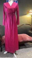 Vintage 60-70 s Made In USA Gilead Pink Nylon Lace Long Sleeve Loungewear Robe M