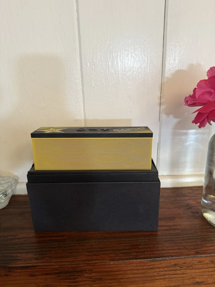 MINI Jawbone JAMBOX - Edición Limitada Rockstar Energy Edition. RARO Foto 3 de 4