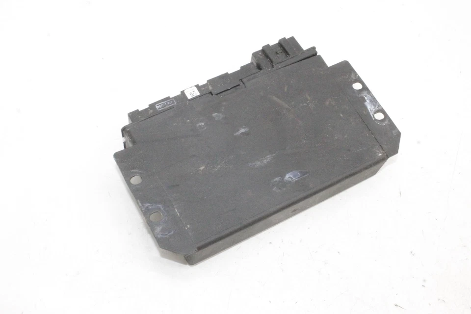 AUDI TT 8N MK1 Body Comfort Control Unit 8N8962267E 3.2 Petrol 184kw 2004 - Image 2 of 4