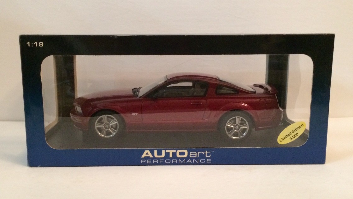 Autoart 1:18 Ford Mustang GT 2005 limited edition | eBay