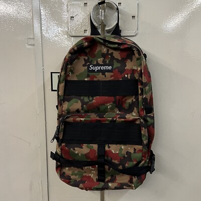 FW03 Supreme Backpack Light Camo Deadstock Brand New Vintage FW03 Supreme Backpack Light Camo Deadstock Brand New Vintage