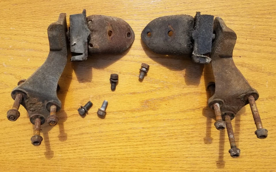 Soportes de motor Ford Ranchero Falcon 1963 1962-63 vintage 64 65 66 Mustang Foto 3 de 4