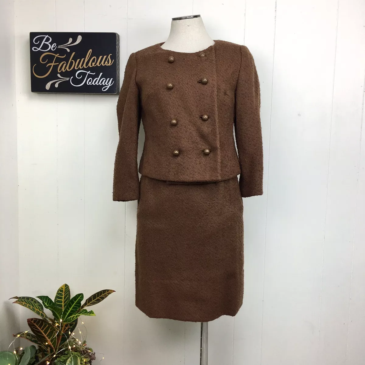 Brown skirt clearance suit