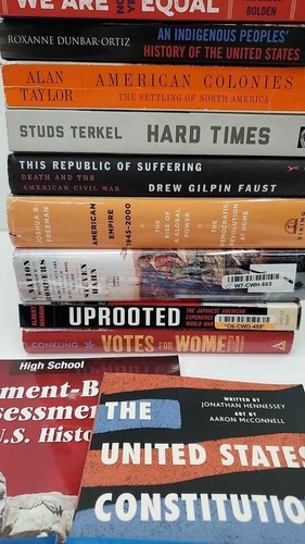 Build Your Library Level 12 History Plus 2 Poetry Books - Picture 3 of 5