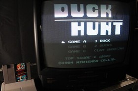 Nintendo Super Mario Bros. / Duck Hunt NES vintage original video game 1985