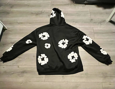 DENIM TEARS Men s Black Pullover Hoodie L Cotton Knit White Flower Graphic Print