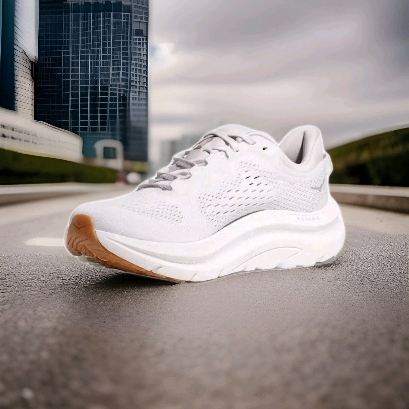 Hoka One Kawana 2 Women's Size 9 B White Nimbus Cloud Gum Shoes 1147913-WNCL. thumbnail 2