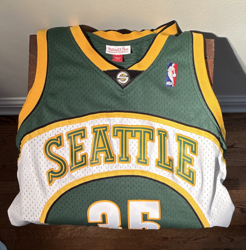 Mitchell & Ness Seattle Supersonics 2007-2008 Kevin Durant Jersey Medium Used