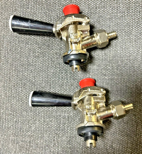 Pair of Sankey Keg 'D' Coupler Fresh Tap Kegged Liquor Stores Bars Pubs Barrel