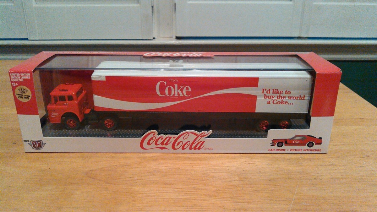 M2 Machines Auto Hauler Coca-Cola 1970 Ford C600 & 1970 Mustang