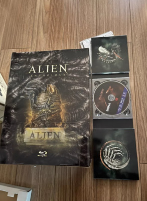 Sideshow Alien Egg Can Light Up Limited Edition Handmade Statues