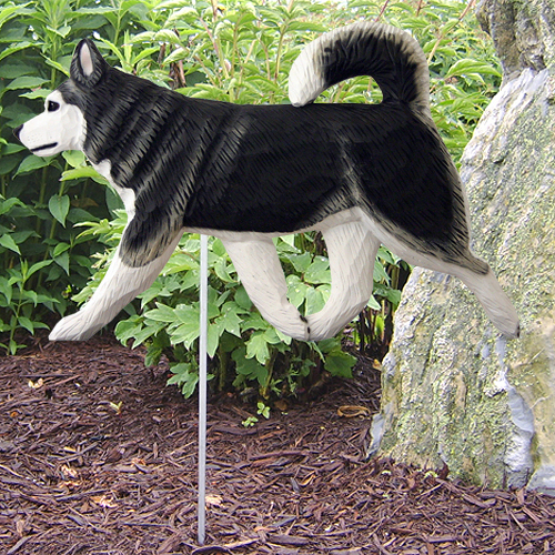 Alaskan Malamute Outdoor Garden Sign Hand Painted Figure Black/White