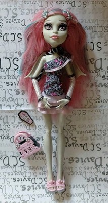 Monster High Rochelle Goyle Ghouls Night Out Wings, Outfit, Tasche, Handy, sehr guter Zustand