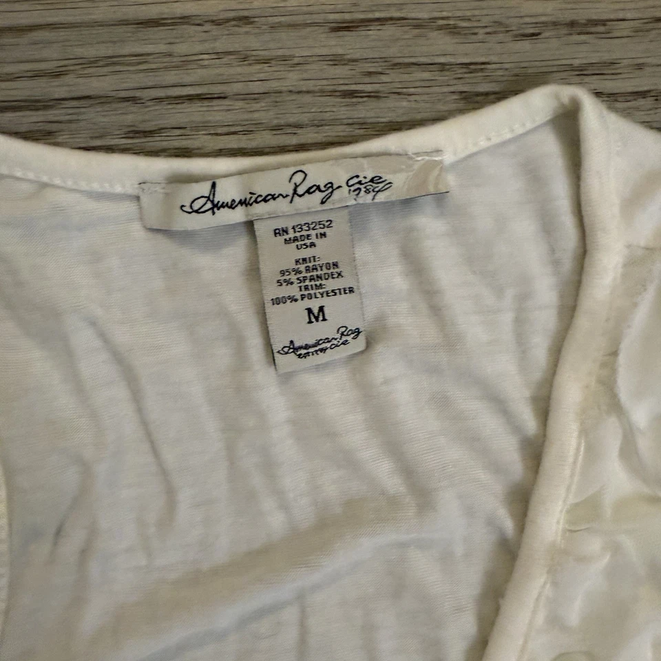 Camiseta sin mangas romántica American Rag Cie rosas texturizadas talla M boho Foto 3 de 4