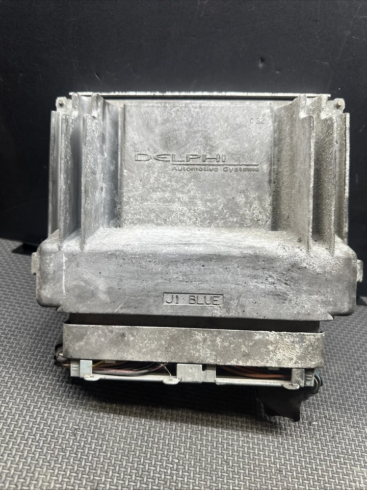 Chevrolet Tahoe V8 2004 5,3 Classic módulo de control electrónico ECM ECU Foto 3 de 4