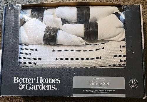 Better Homes & Gardens schwarz-weiß 13-teilige Essgruppe (tolles Geschenk!) - Bild 1 von 3