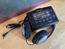 Sony Walkman Cassette Player FM/AM Radio WM-FX403 w/MDR-A110 Headphones WORKS 