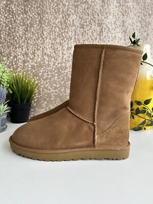 UGG Classic Short Chestnut Stiefel UK Größe 10,5
