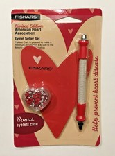 Fiskars Eyelet Setter Set LIMITED EDITION heart shapes BONUS EYELETS CASE MAT