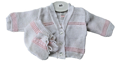 Baby Strickjacke Mütze & Stiefeletten Set Mädchen Outfit weiß 0-3 Monate