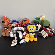 New Warner Bros. Studio Store Mil-LOONEY-Um Scooby Lot Of 7 2000 Bean Bag Plush