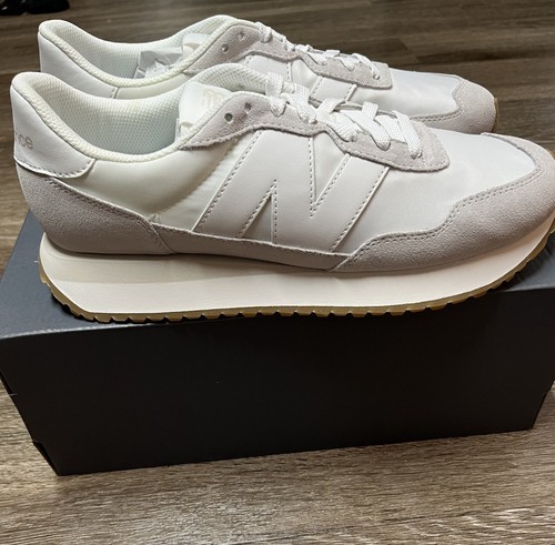 New Balance 237 Nimbus Cloud Moonbeam Men’s Size 10 Women’s Size 11.5 Unisex
