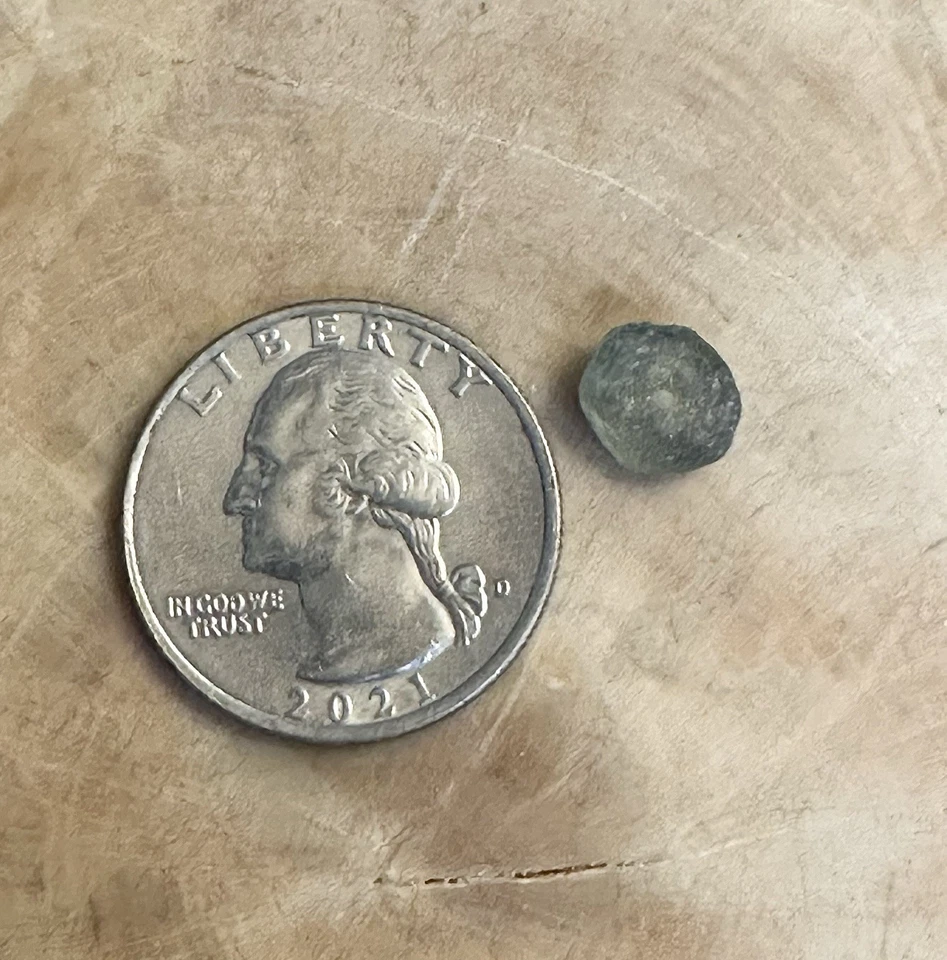 Natural Uncut Blue Green Montana Sapphire 3.40 CT Approx 9x8x4 mm - Image 4 of 4