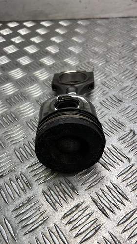 Kolben BMW 5 2013 11257812585