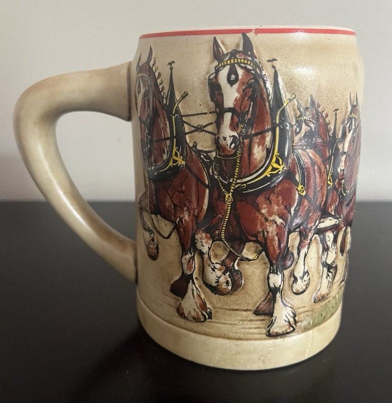 Rare Vintage Budweiser 1980 Holiday Beer Stein Mug Christmas St. Louis MO CS19