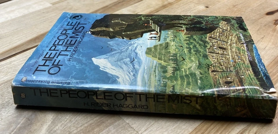 The People Of The Mist By H. Rider Haggard 1st Ballantine 1974 Foto 2 de 4