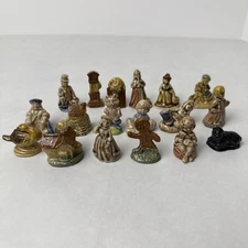 Red Rose Tea Nursery Rhyme Wade Lot of 18 Figurines Not Complete Gingerbread
