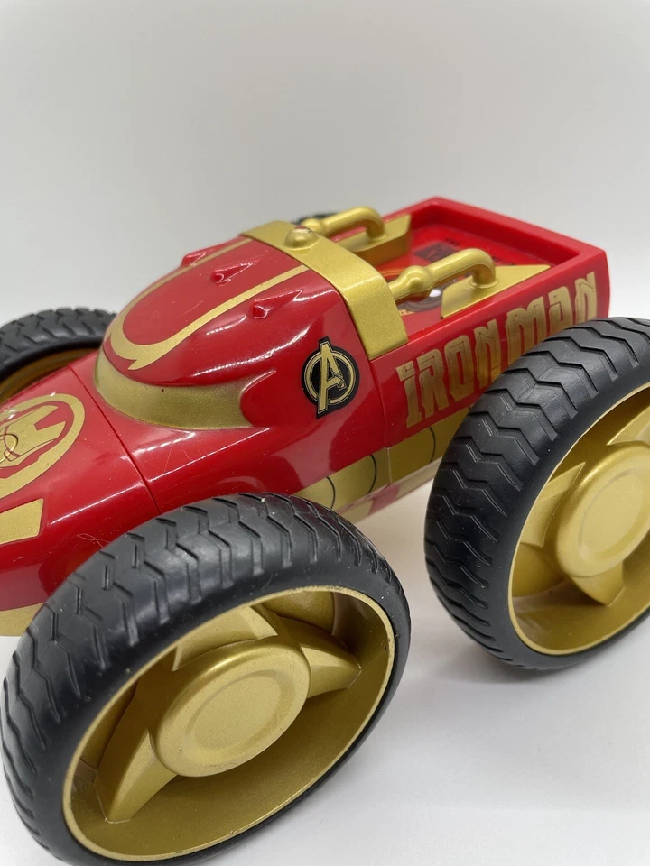 Iron Man Coche Móvil Retro Marvel Playmakers Danli Transforma 6.50" Largo Rojo Foto 2 de 4