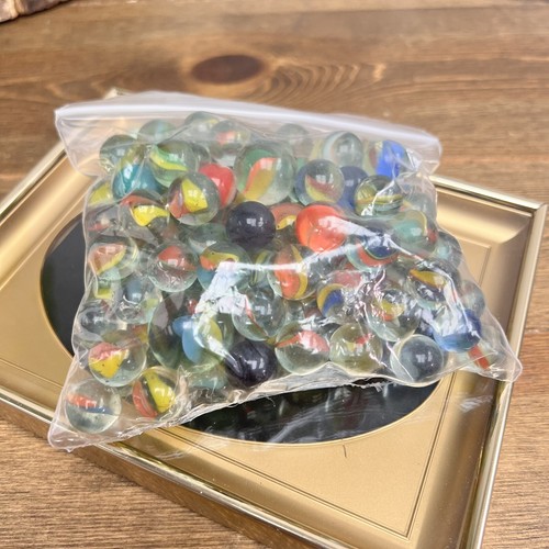 A Random Mixed Selection of 127 Beautiful Glass Marbles, Vintage - Picture 4 of 4