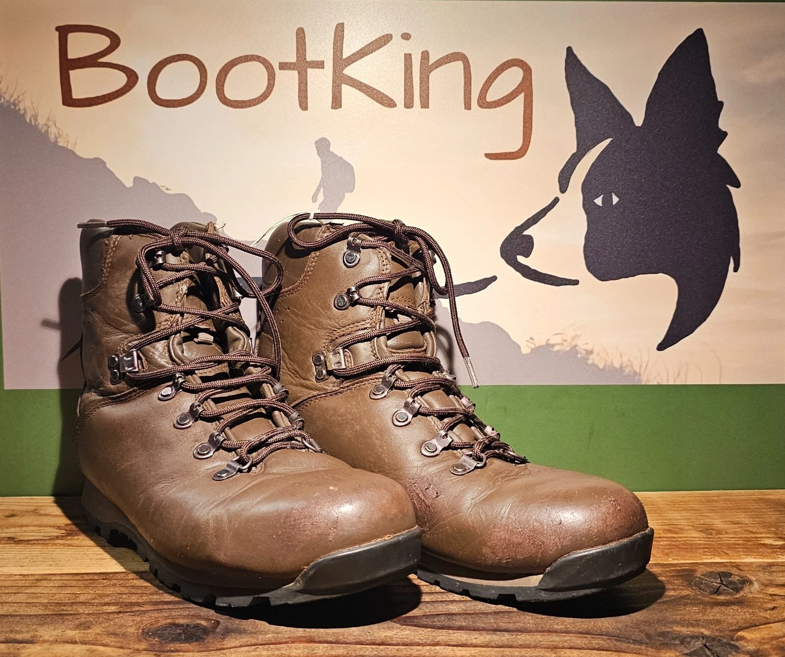 Iturri lightweight Patrol Hiking, Fishing, Walking, Outdoors Boots UK 9 M