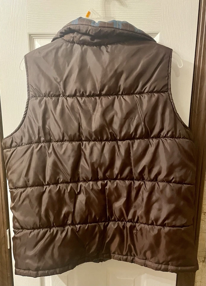 CHALECO MUJER TALLA 2X REVERSIBLE EXTERIOR MARRÓN Y VERDE AZULADO MERONA USADO EN EXCELENTE ESTADO Foto 2 de 4