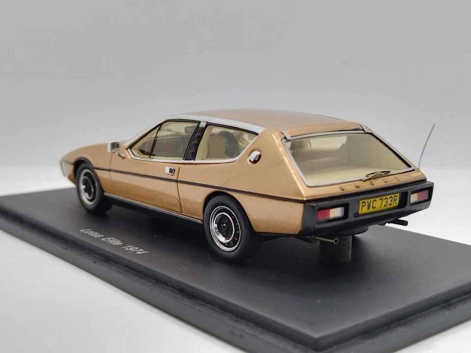 Spark 1/43 Lotus Elite 1974. Very Rare! - Image 4 of 4